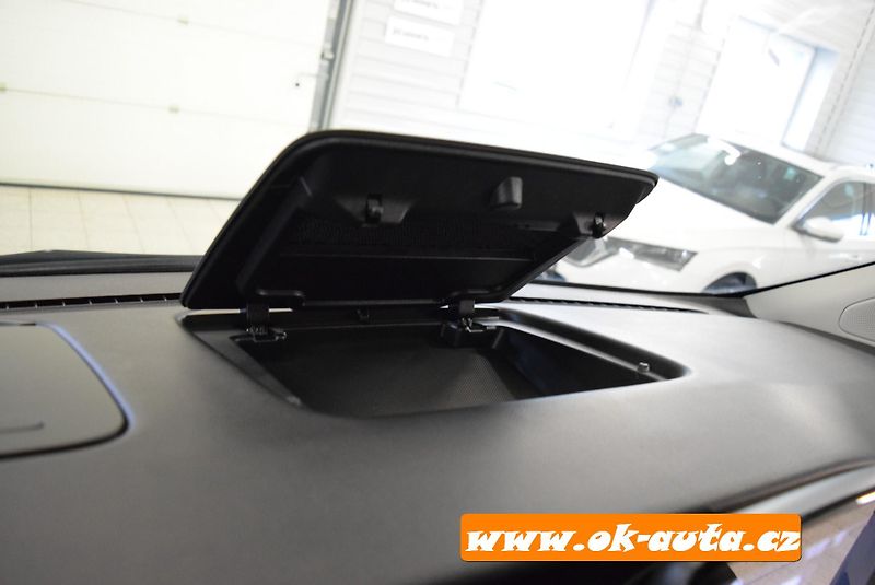 Ford Tourneo Custom 2.0 TDCI TITANIUM X 132 kW 8M. - fotka 62 z 70