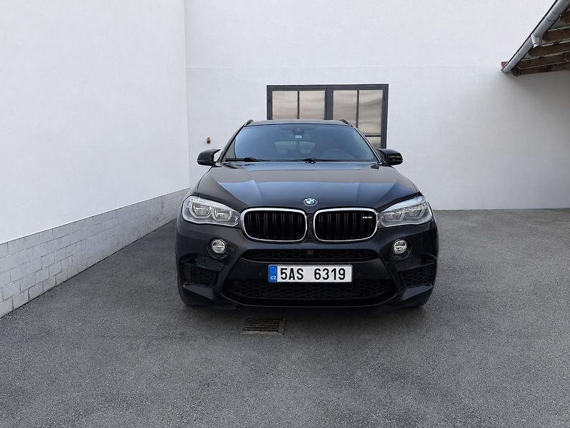 BMW X6 M - fotka 2 z 11