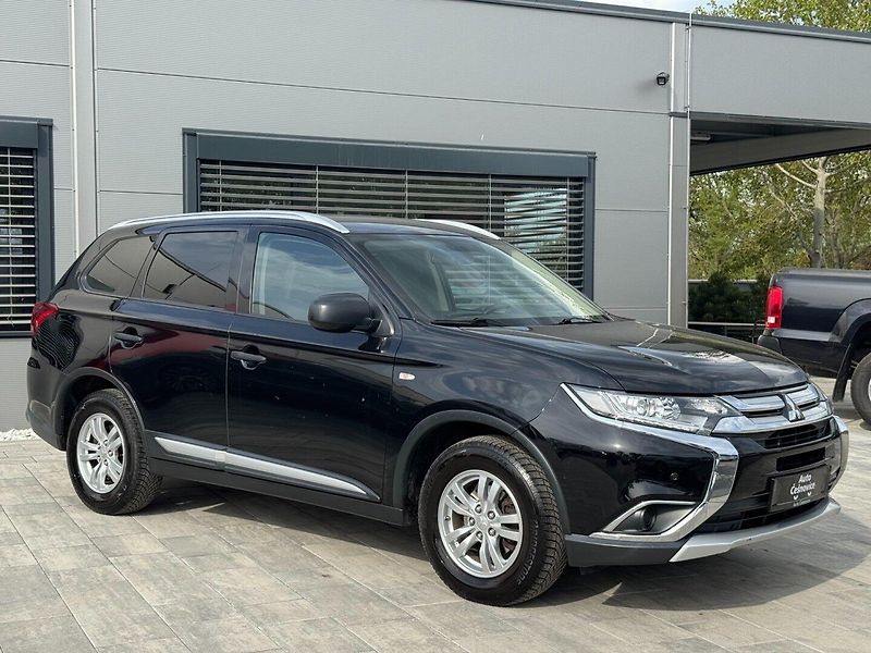Mitsubishi Outlander (2017) Invite 2.0i MIVEC - fotka 3 z 27