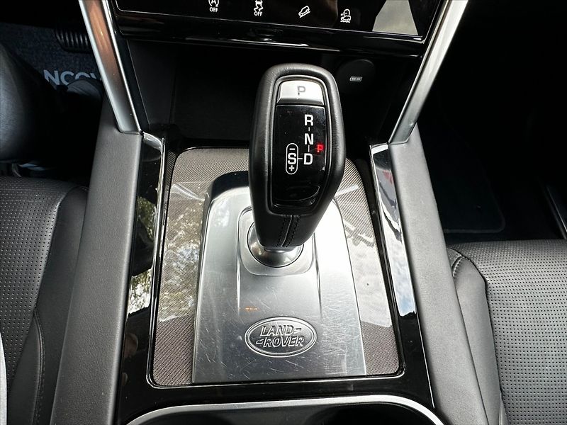 Land Rover Discovery Sport 2,0 D150 AWD 110kW HSE SERVIS! - fotka 30 z 50