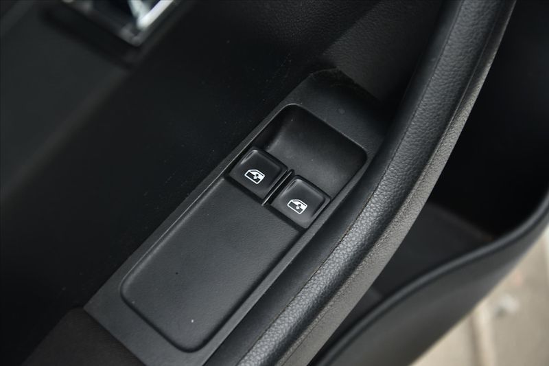 Škoda Fabia 1.2TSi 1.MAJITEL DPH ČR - fotka 19 z 19