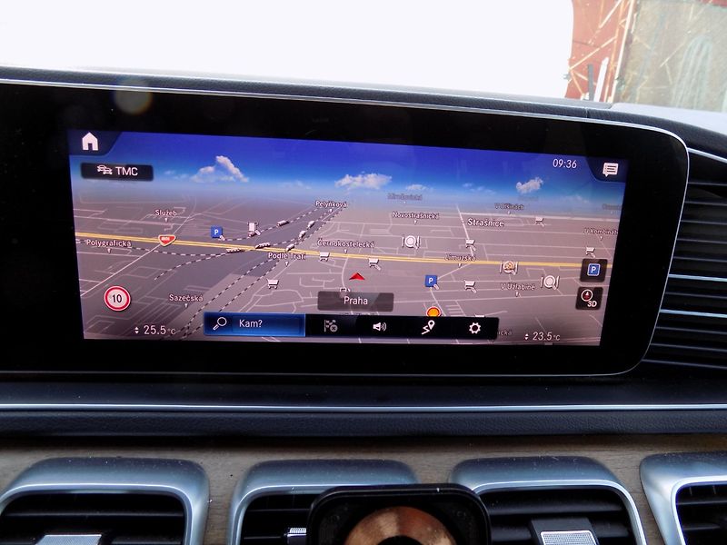 Mercedes-Benz GLS (2020) 400d/AMG-Line/4-Matic/1.M.ČR/ - fotka 37 z 47