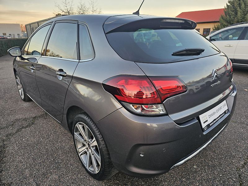 Citroën C4 (2016) 1.2 81kW SHINE,81 000 KM !!! - fotka 13 z 47