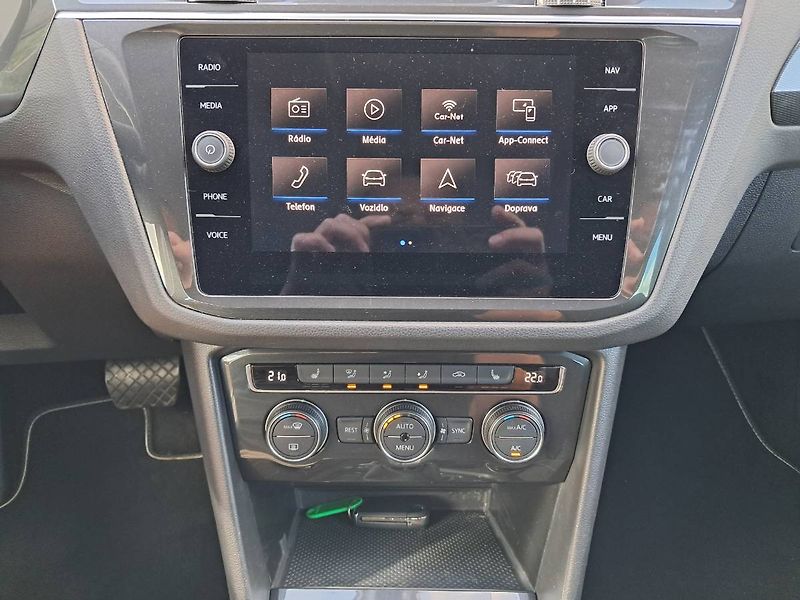 Volkswagen Tiguan (2018) COMFORTLINE 2.0 TSI / 132 kW D - fotka 16 z 35