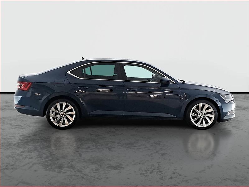 Škoda Superb (2018) 2.0 TDI, Automat, Bi-Xenony - fotka 6 z 22
