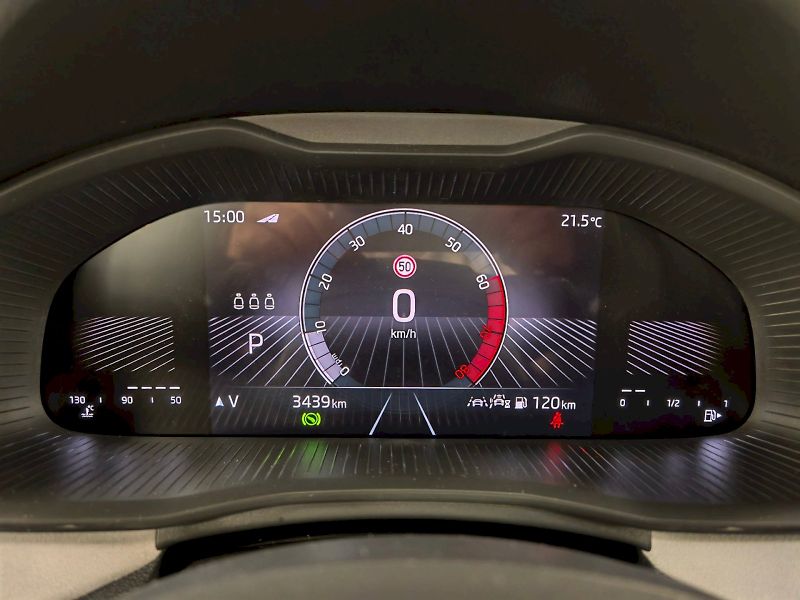 Škoda Kamiq (2025) 1.0 TSI 85 kW DSG Top Selectio - fotka 7 z 29