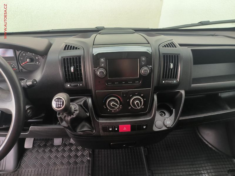 Peugeot Boxer (2021) 2.2HDi L4H2, 1.maj,ČR, 121kW - fotka 13 z 23