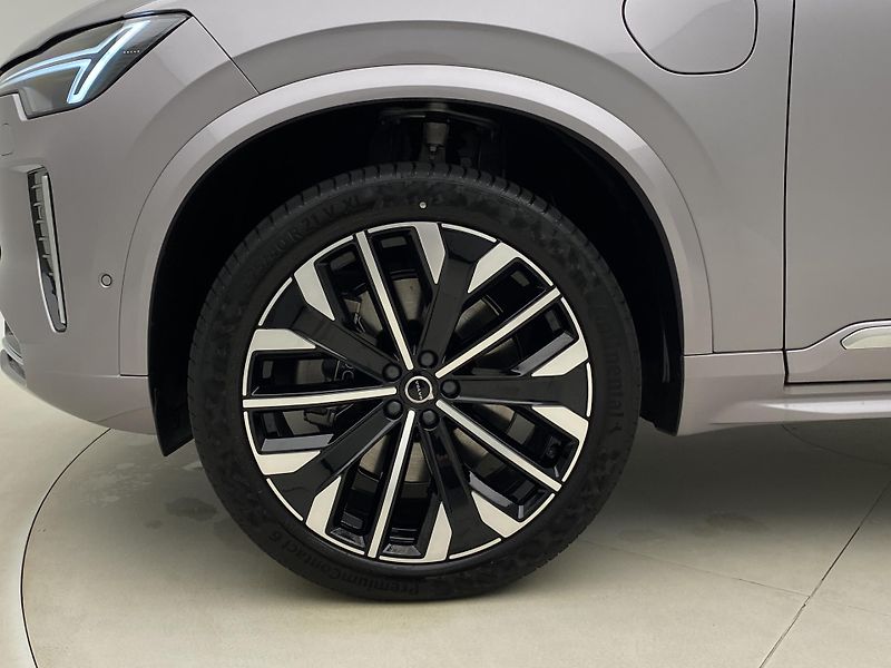 Volvo XC90 (2026) T8 AWD Plug-in BRIGHT PLUS 7m - fotka 18 z 71