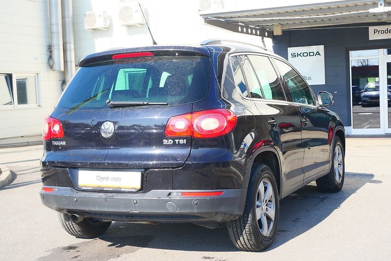 Volkswagen Tiguan - fotka 2 z 6