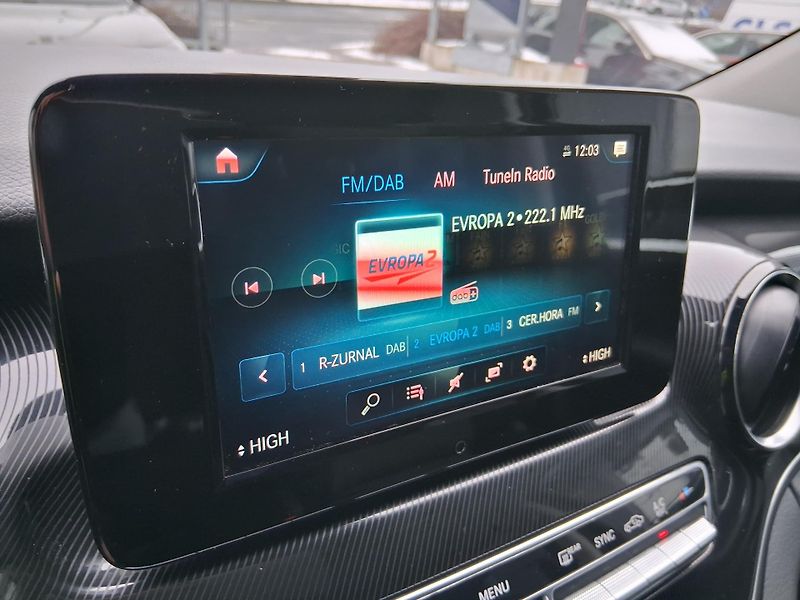Mercedes-Benz Třídy V 250D 4MATIC XL 140 kW - fotka 18 z 31