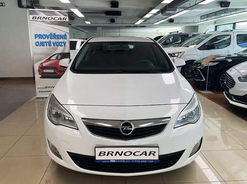 Opel Astra 1,4 16V, ČR, 1.MAJ - fotka 2 z 20