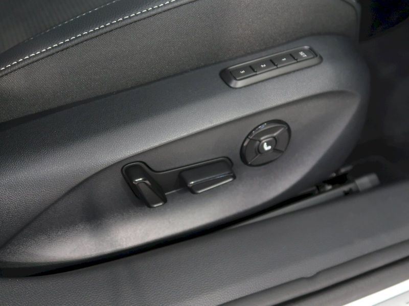 Škoda Superb (2026) SPORTLINE 2.0TDI 142KW TAŽNÉ W - fotka 43 z 43