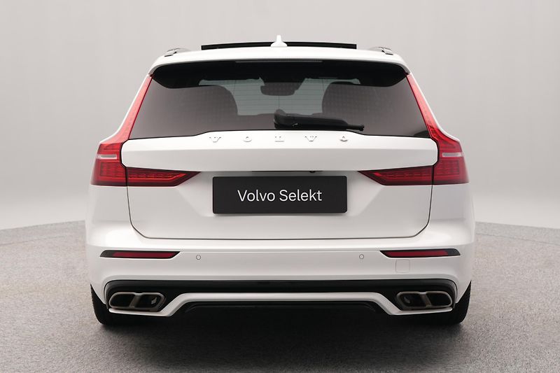Volvo V60 T4 R-DESIGN AUT - fotka 9 z 47