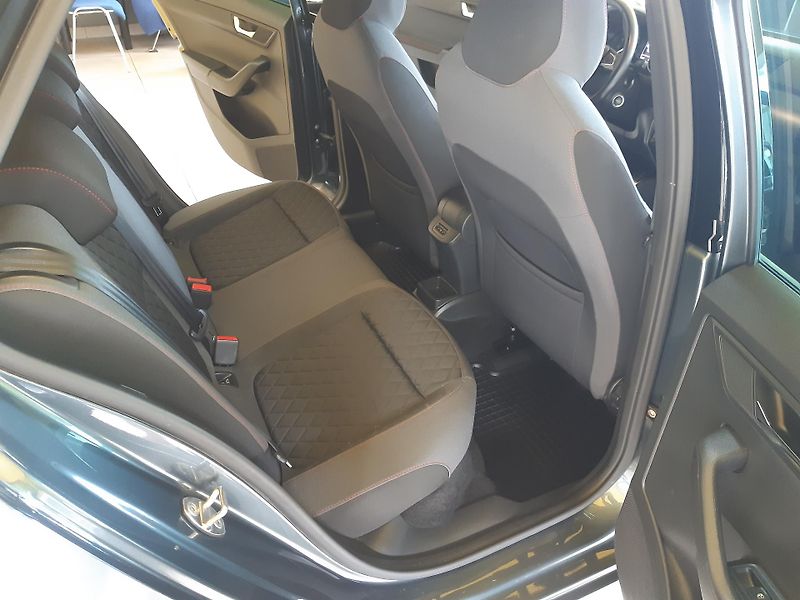 Škoda Fabia 1.0 i LED KAMERA APP - fotka 23 z 26