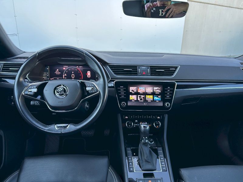 Škoda Superb (2022) SUP.COM L K TD 147/2.0 A7A - fotka 5 z 31