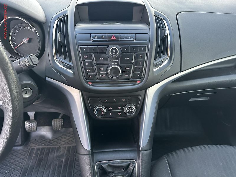 Opel Zafira (2014) 2.0 CDTi, ČR, AC, temp - fotka 14 z 18