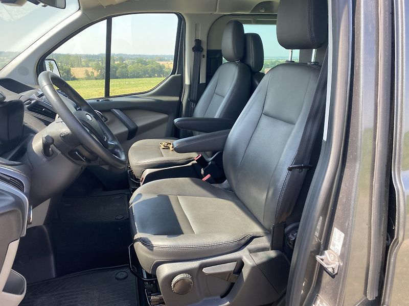 Ford Tourneo Custom (2015) Business Edition - fotka 10 z 30