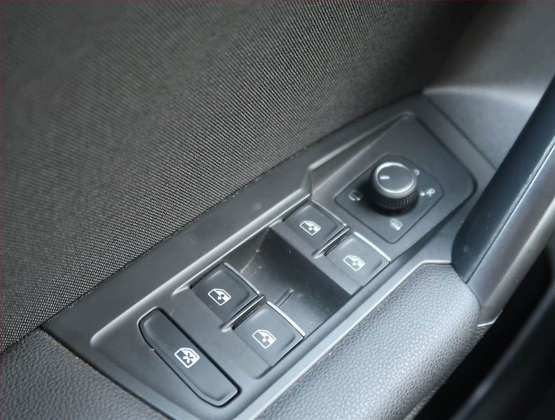 Volkswagen Tiguan Allspace (2023) Elegance 1.5 TSI - fotka 16 z 22