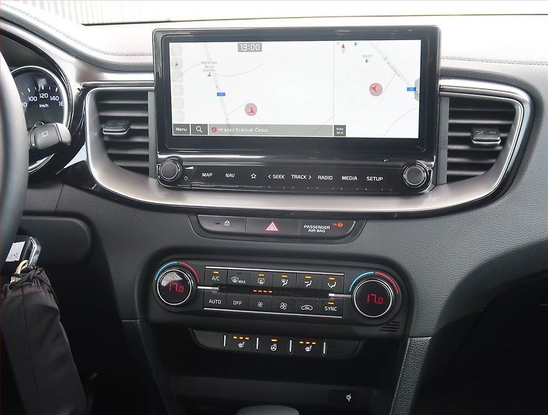 Kia XCeed (2026) 1.6 T-GDI, Ad. tempomat - fotka 12 z 24