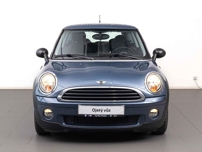 Mini Cooper One - fotka 2 z 20