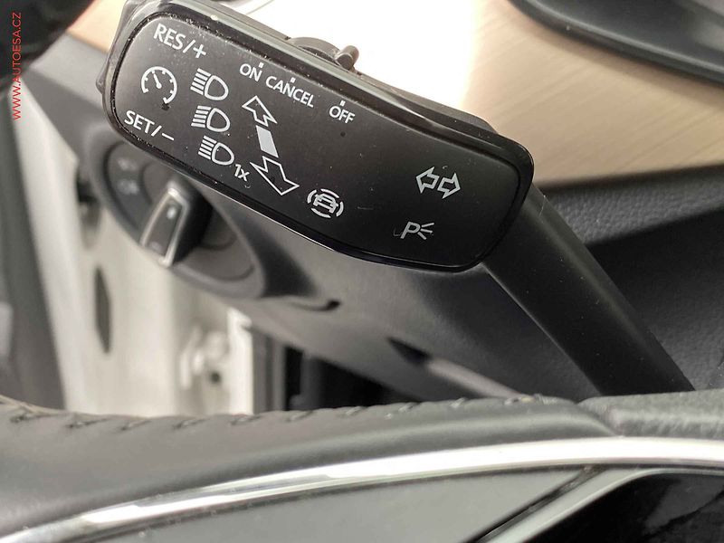 Škoda Scala (2023) 1.0 TSi, 2.maj,ČR, Style - fotka 14 z 18