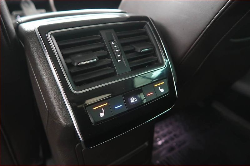 Škoda Superb (2016) Laurin&Klement 2.0 TDI - fotka 17 z 21