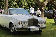 Luxusní vozy se v sobotu 4. května sjely na zámek do Lnář. Převládala auta značky Rolls-Royce.