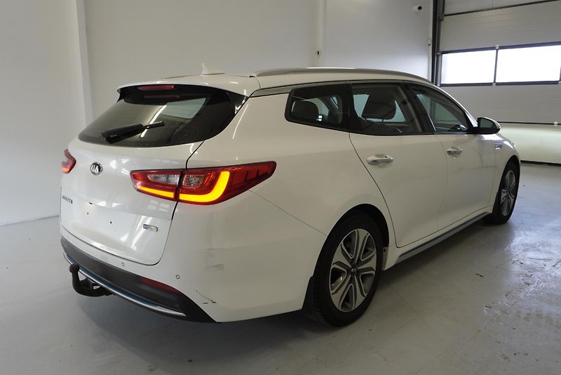 Kia Optima  SW 2,0 GDI PHEV AUT, - fotka 5 z 35