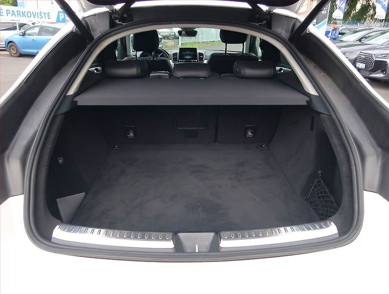 Mercedes-Benz GLE (2018) 350 d 4MATIC - fotka 14 z 17