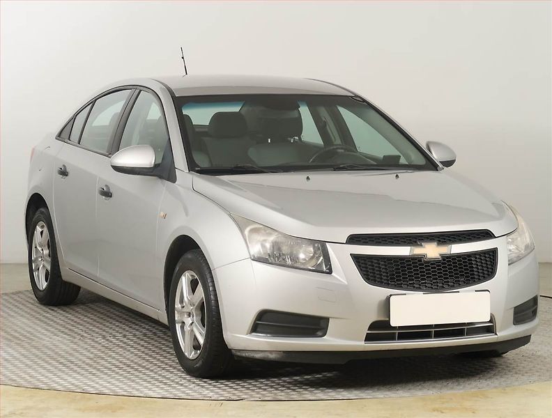 Chevrolet Cruze (2009) 1.6 i 16V, nová STK, v provozu - fotka 1 z 15