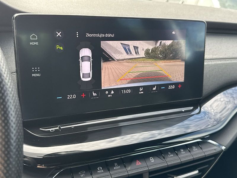 Škoda Octavia (2023) 2.0 TDI DSG Sportline - fotka 20 z 36