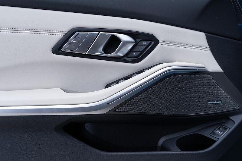ALPINA B3 GT Touring - fotka 17 z 20