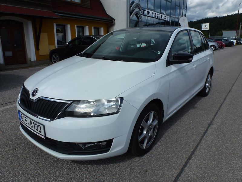 Škoda Rapid 1,4 TSI DSG Automat Spaceback - fotka 2 z 47