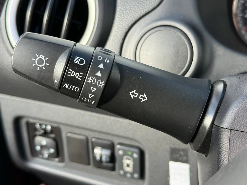 Mitsubishi Space Star (2025) 1.2 MIVEC 52 kW Invite CVT - fotka 18 z 22
