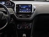 Peugeot 2008 (2018) 1.2 PureTech, ČR,1.maj - náhled 9
