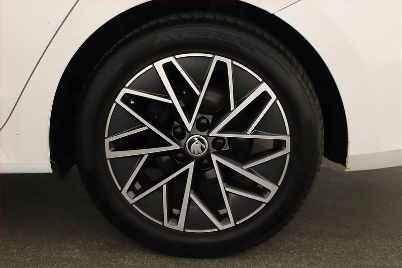 Škoda Octavia (2021) Style 1.5 TSI, ČR,1.maj, Navi - fotka 13 z 13