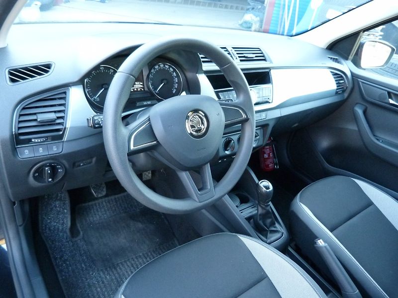 Škoda Fabia 1.0 TSI - fotka 9 z 24