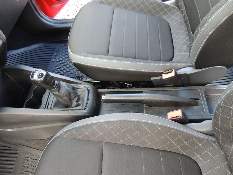 Škoda Fabia (2020) 1.0i,44kw,AMB,ČR,1maj.-21%DPH - fotka 20 z 46