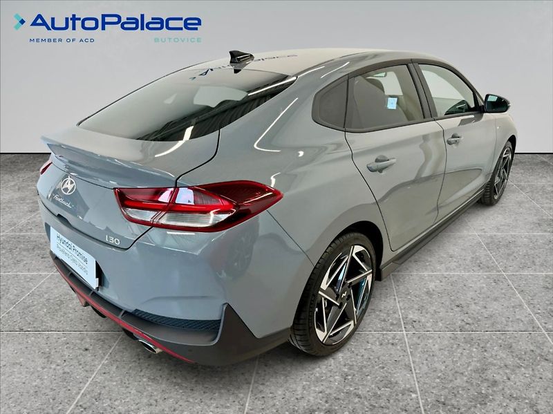 Hyundai i30 1,5 T-GDI GO NLINE! AT - fotka 4 z 21