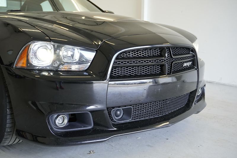 Dodge Charger 6.4 HEMI SRT 8 AUTOMAT - fotka 4 z 39