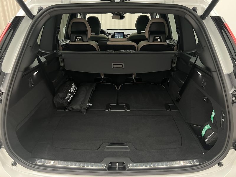 Volvo XC90 (2026) B5 AWD BRIGHT PLUS - fotka 6 z 42