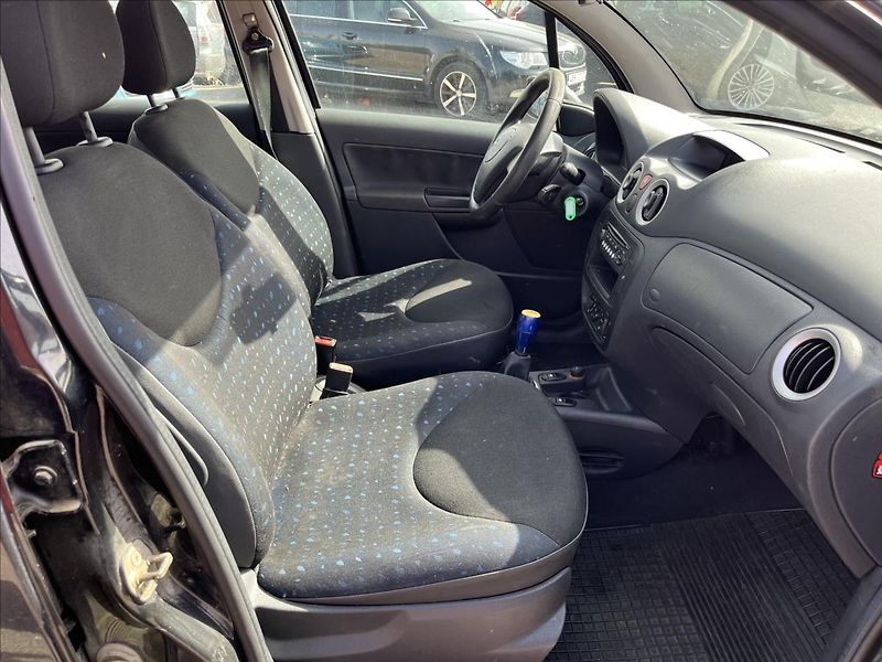 Citroën C3 1,1 i KLIMA STK 5/2028 - fotka 11 z 25