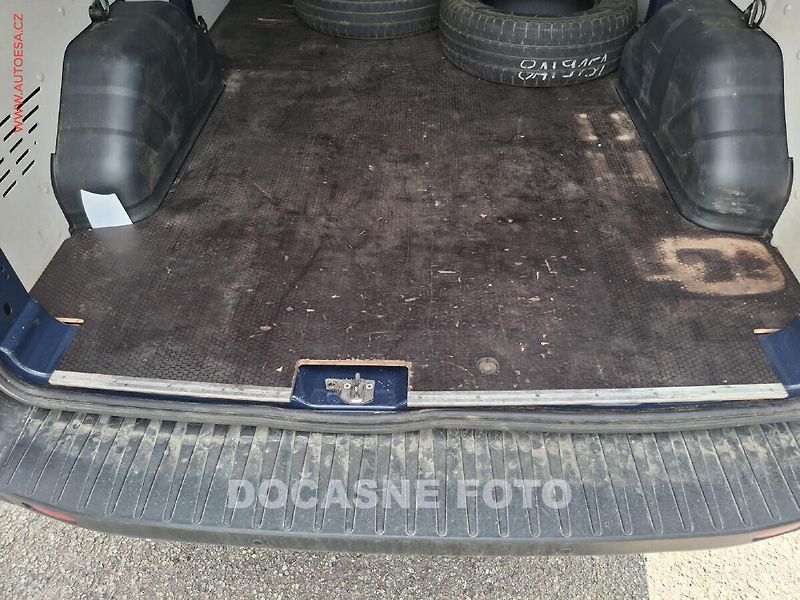Ford Transit (2020) 2.0TDCi L2H2, ČR, TREND, AC - fotka 17 z 17