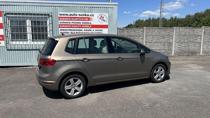 Volkswagen Golf Sportsvan (2017) 1,2 81KW AUTOMAT COMFORTLINE - fotka 15 z 18