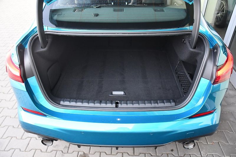 BMW Řada 2 218d M-SPORT 1M ČR 3LZÁRUKA - fotka 40 z 42