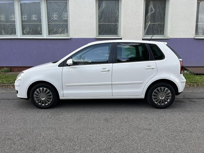 Volkswagen Polo 1,2 12V Trend / servis.kn. - fotka 2 z 33