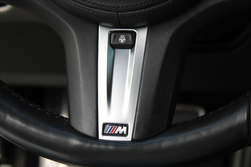 BMW Řada 3 320xd / M-PAKET / HUD / CZ - fotka 18 z 44