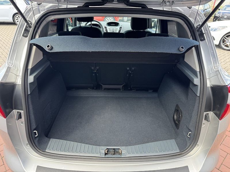Ford C-MAX (2011) 1.6 Ti-VCT Klima Tažné - fotka 23 z 49