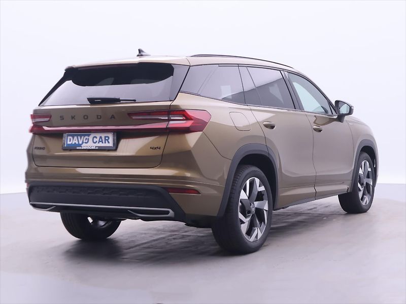 Škoda Kodiaq 2,0 2.0 TDI Sportline 4x4 DSG - fotka 7 z 35
