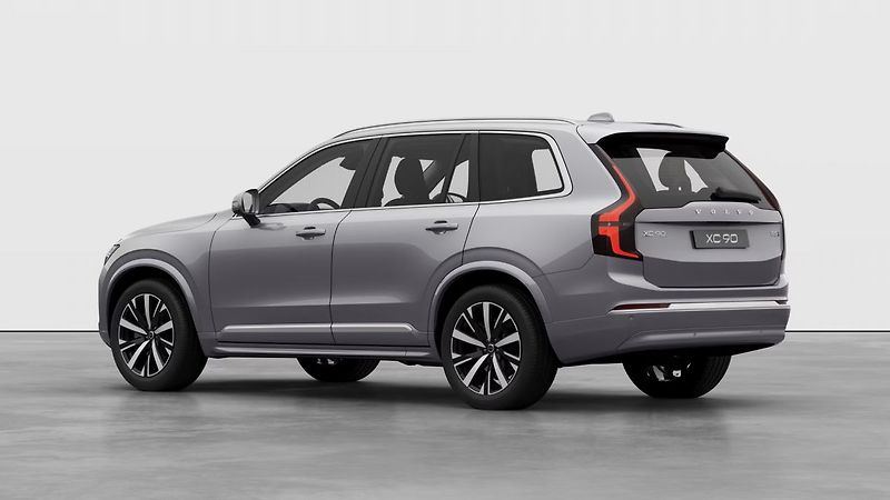 Volvo XC90 (2026) B5 2.0L 250+14k AT8 AWD PLUS D - fotka 6 z 6